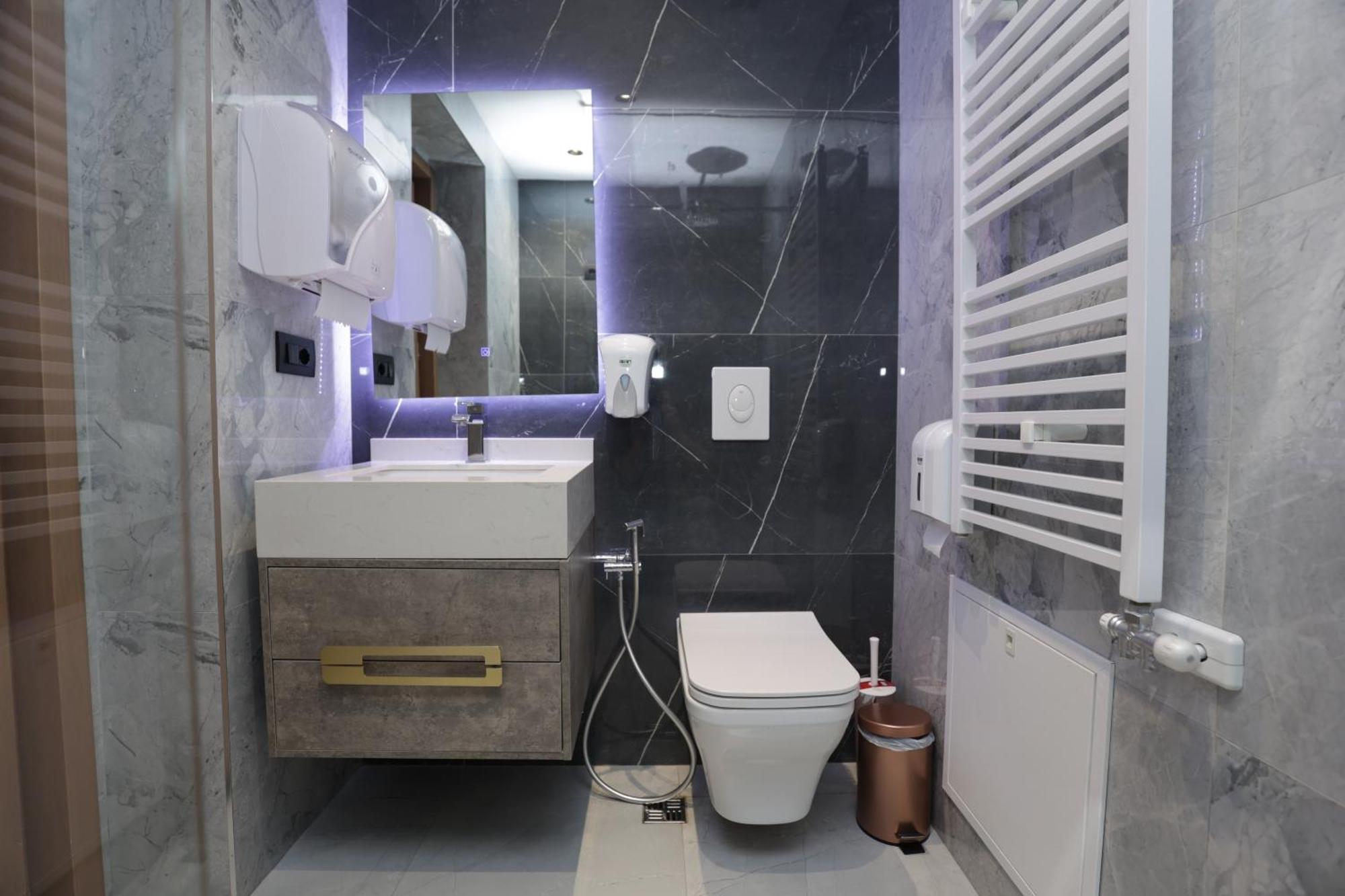 Residence Inn Tirana Buitenkant foto