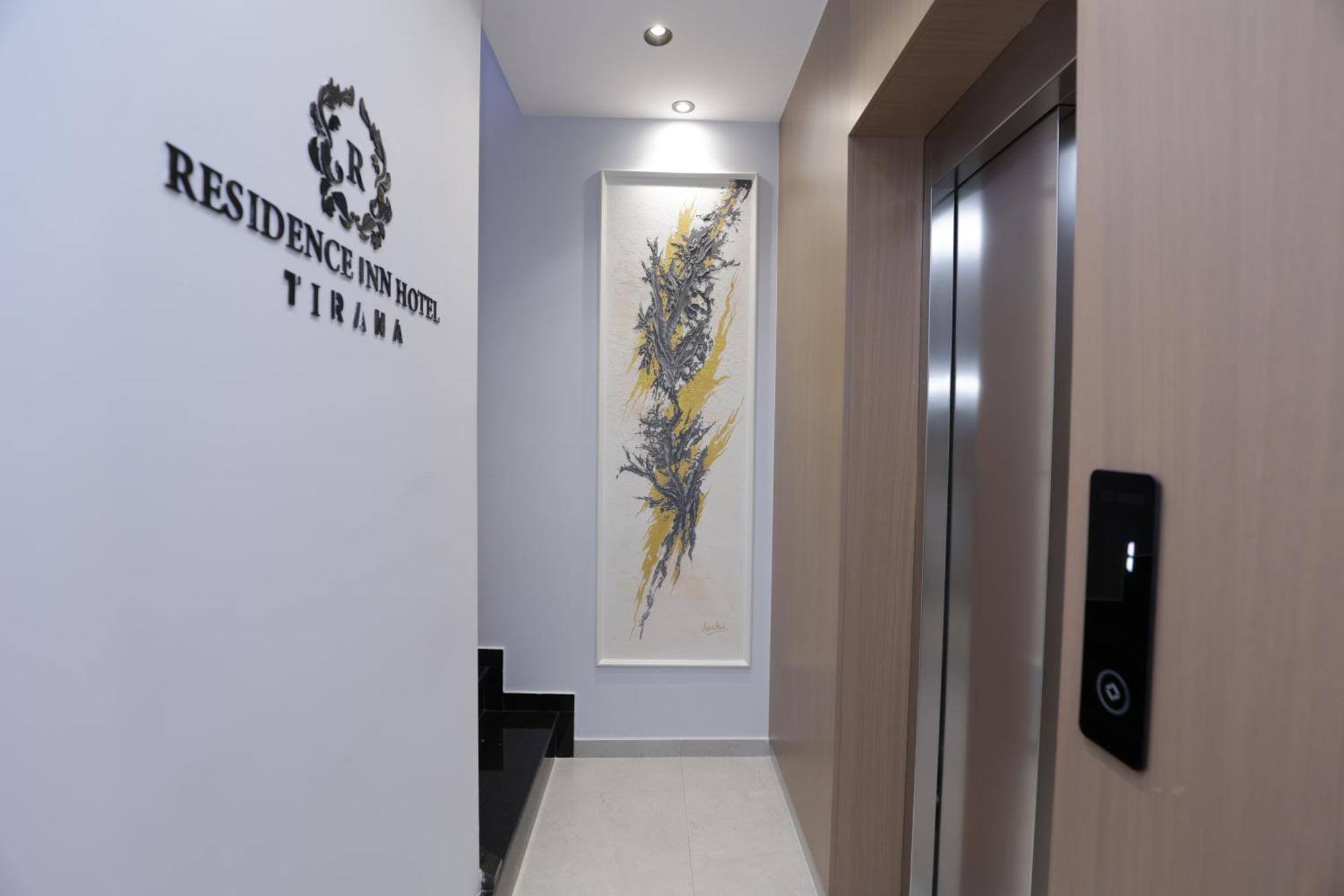 Residence Inn Tirana Buitenkant foto
