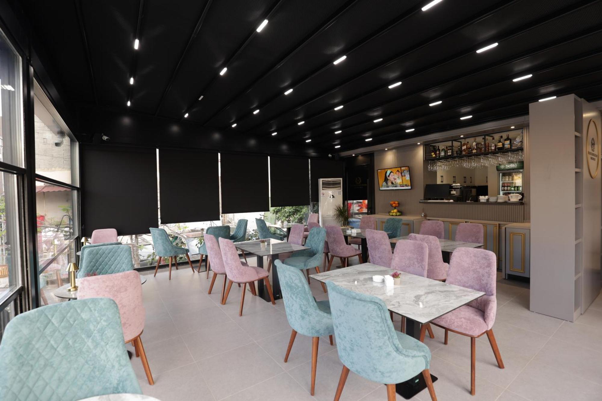 Residence Inn Tirana Buitenkant foto