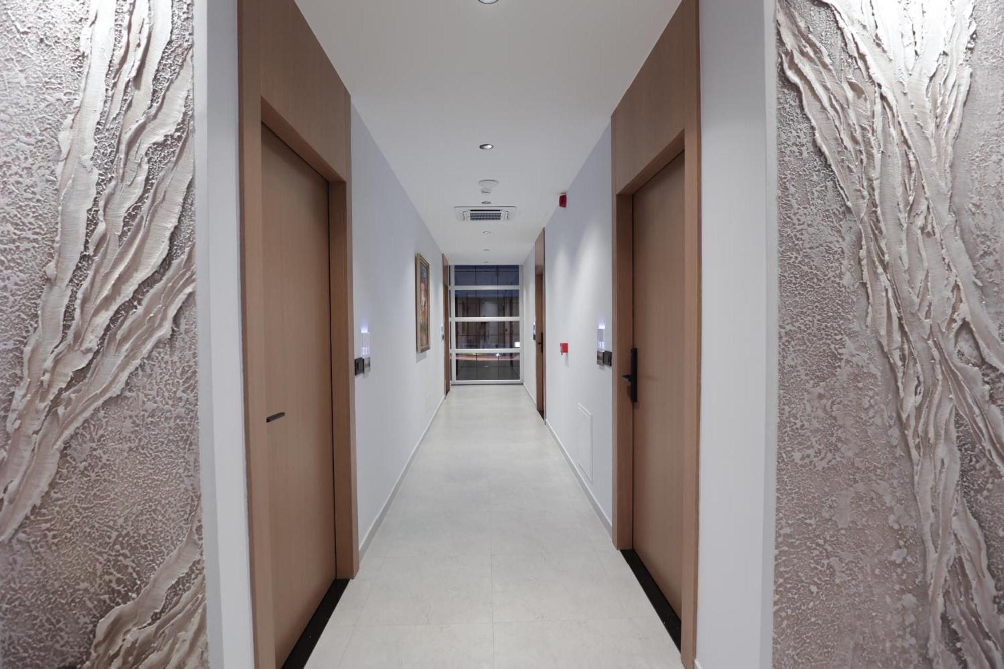 Residence Inn Tirana Buitenkant foto